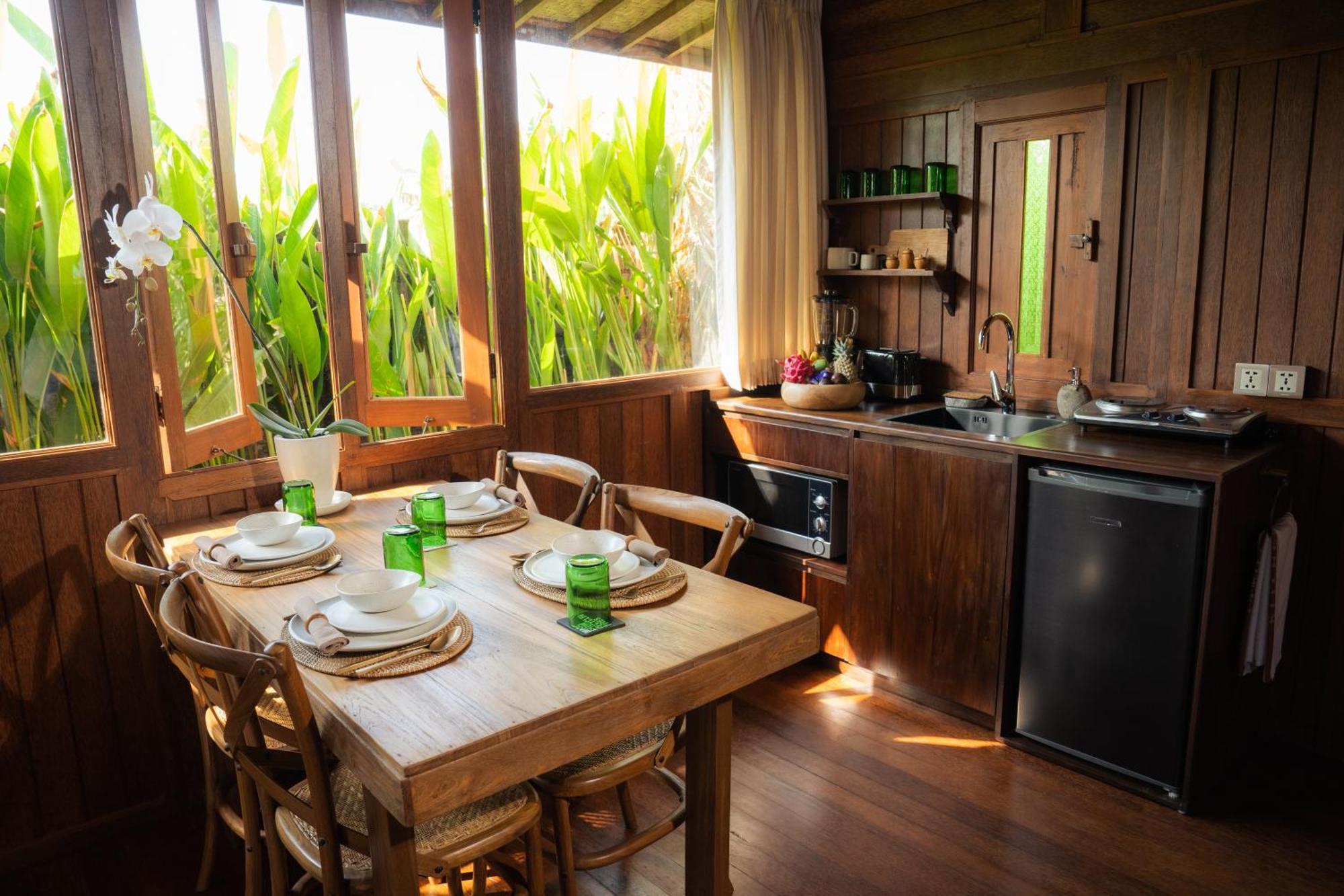 Kayu Village Canggu Exteriör bild