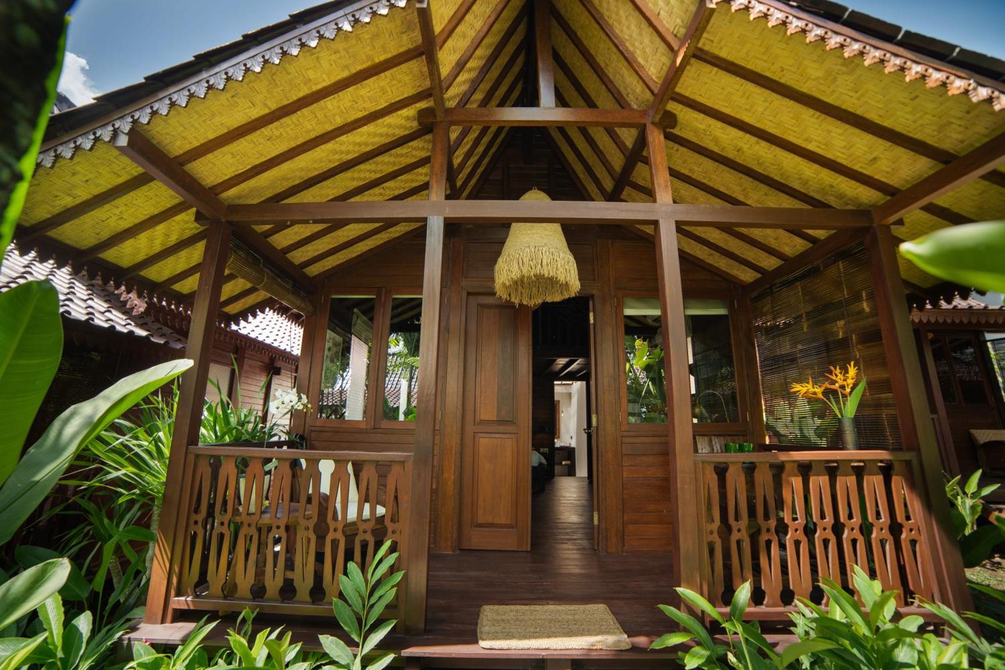Kayu Village Canggu Exteriör bild