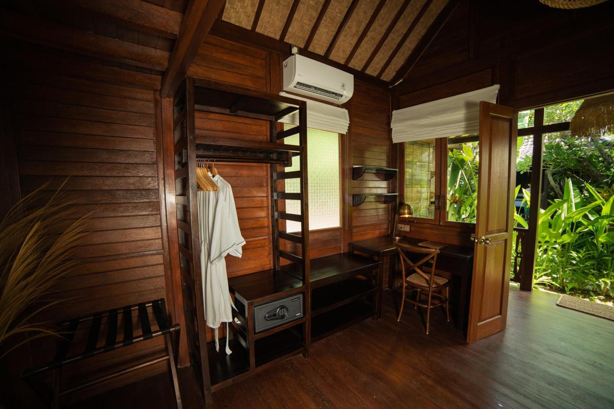 Kayu Village Canggu Exteriör bild