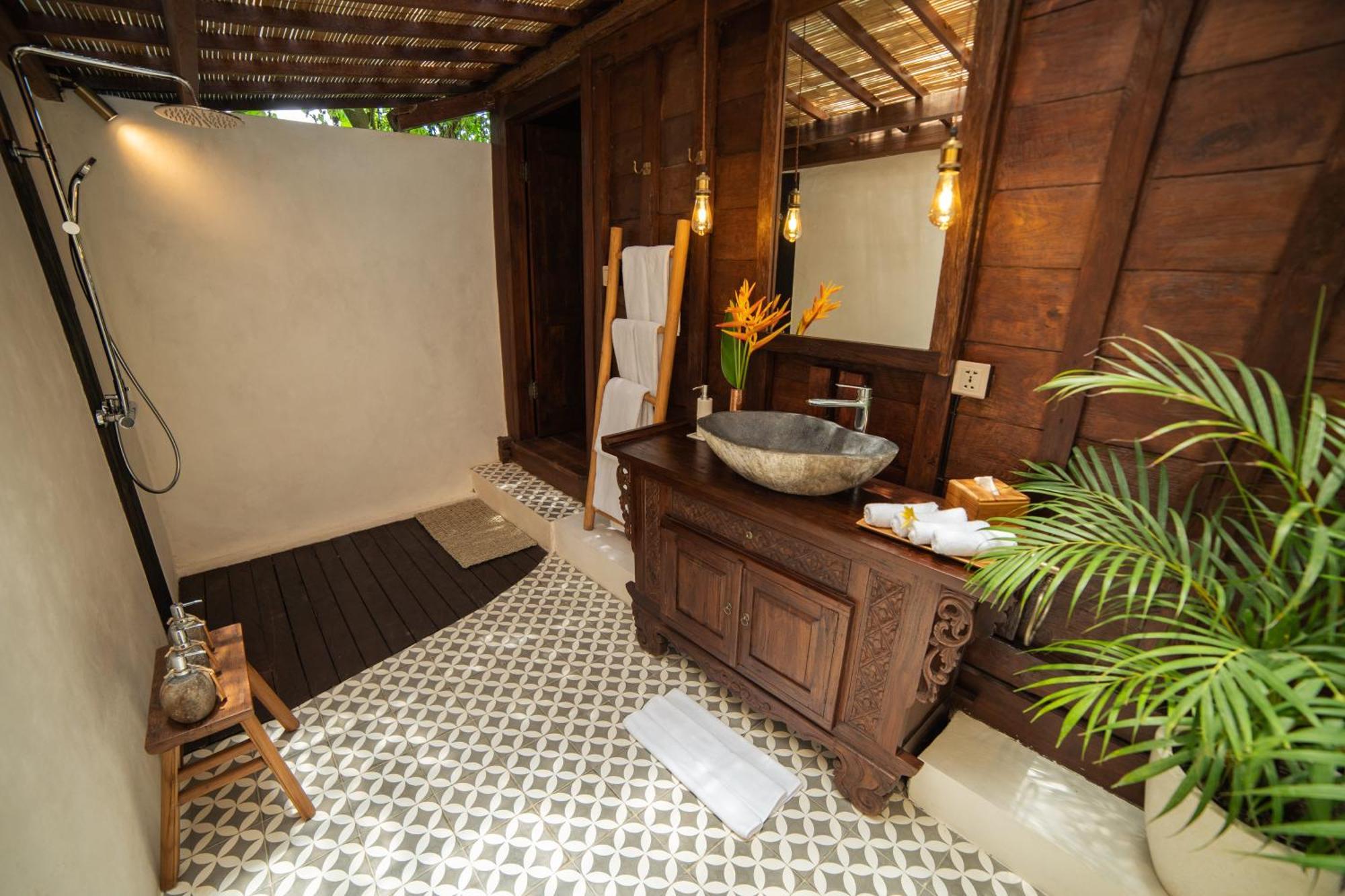Kayu Village Canggu Exteriör bild